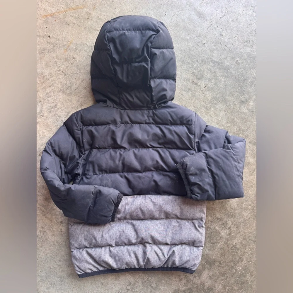 Under Armour Black and Gray Hooded Jacket with Yellow Accents